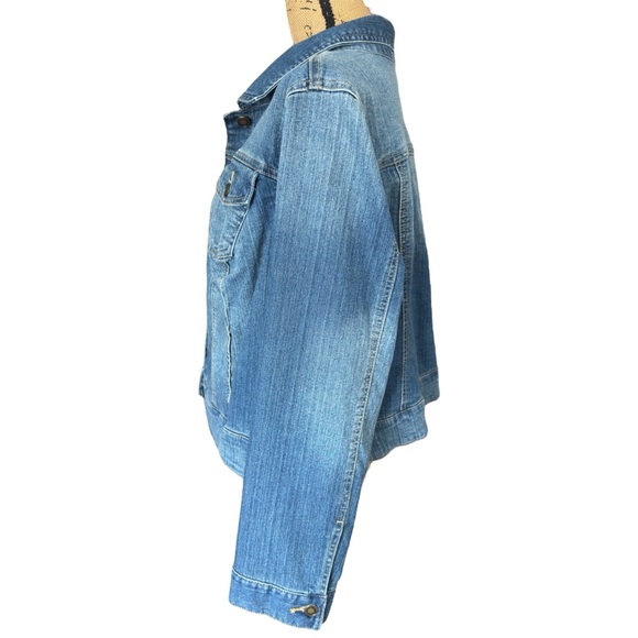 Faded Glory Women’s Button Front Medium/Dark Wash Blue Denim Jean Jacket Size 1X - Picture 6 of 10
